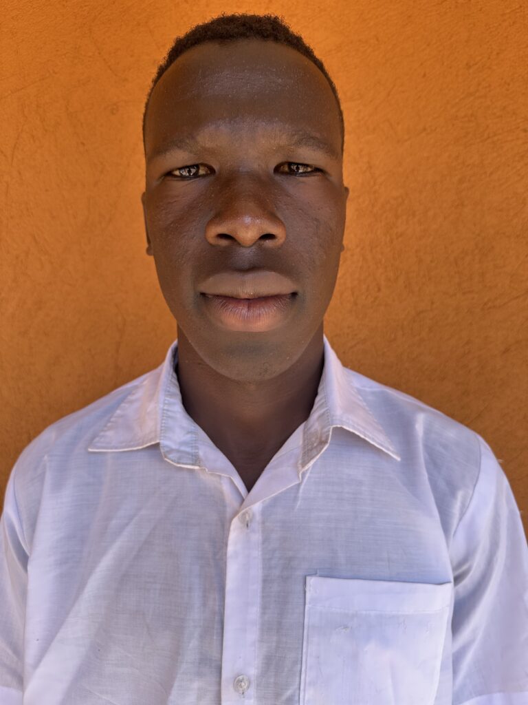 Ogenrwot Maxwell